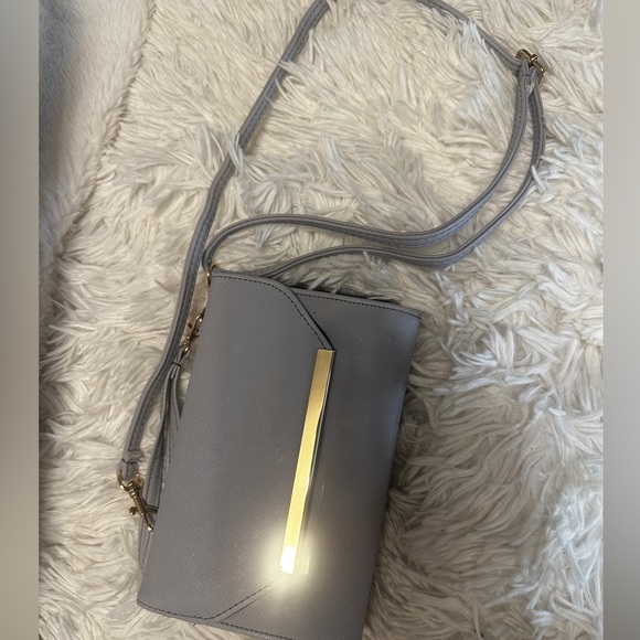 3/$30 ✨ Side bag - Picture 4 of 4